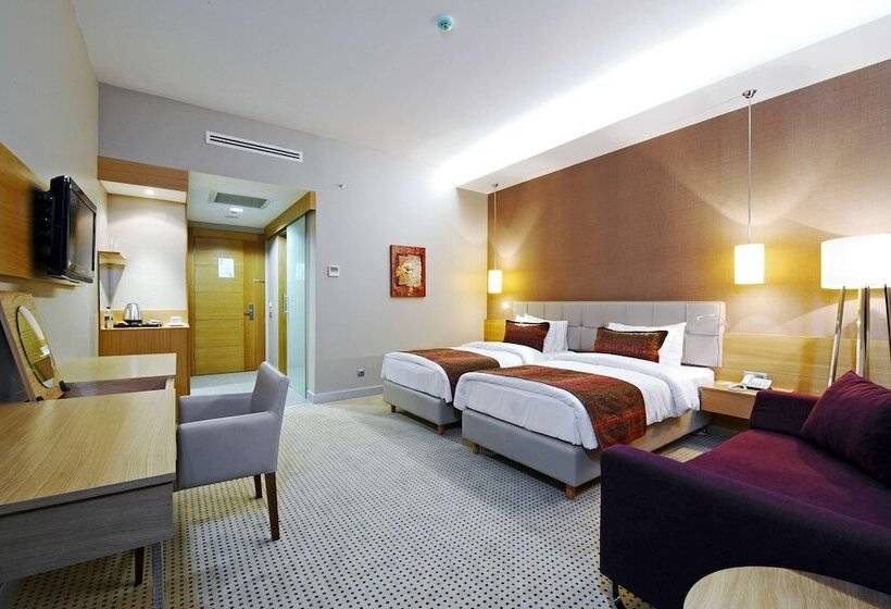 Habitació Deluxe, Ramada By Wyndham Podgorica