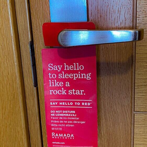 Habitació Estàndard Adaptada per a Discapacitats, Ramada By Wyndham Podgorica