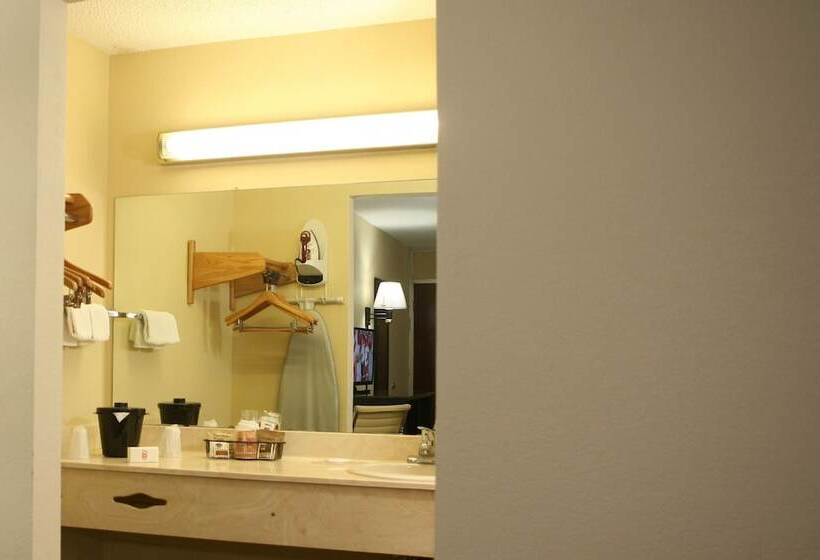 Номер Deluxe, Red Roof Inn & Suites Cave City