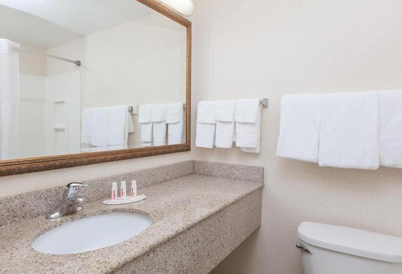 스탠다드 룸, Days Inn By Wyndham Albany Suny