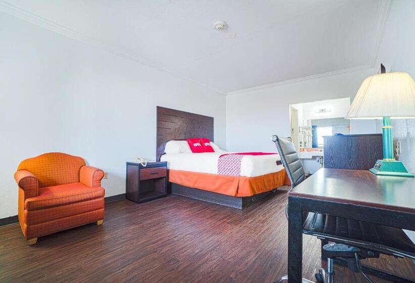 Стандартный Номер Кровать Кинг, Knights Inn Kingsville