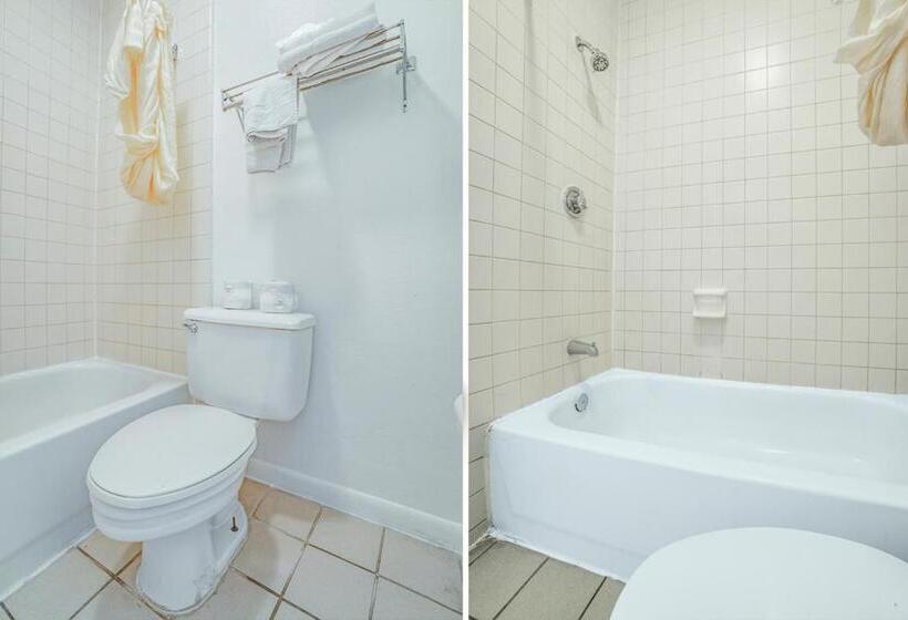 Стандартный Номер Кровать Кинг, Knights Inn Kingsville