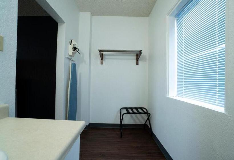 Номер Премиум, Knights Inn Kingsville