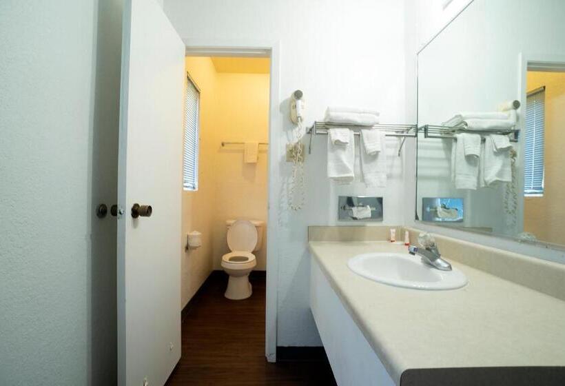 Номер Премиум, Knights Inn Kingsville