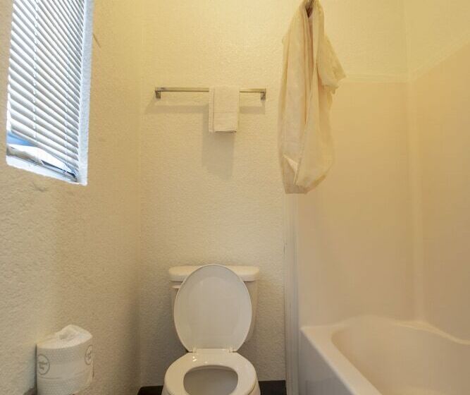 Номер Премиум, Knights Inn Kingsville