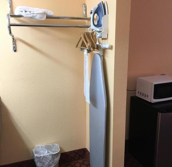 غرفة قياسية سرير كينج, Sunset Inn Daytona Beach