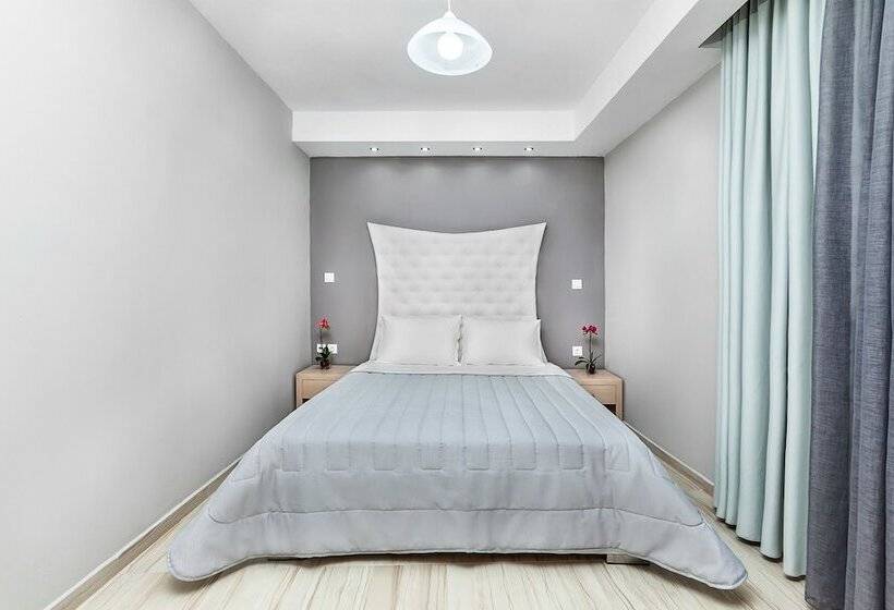 Полулюкс, Anna Hotel