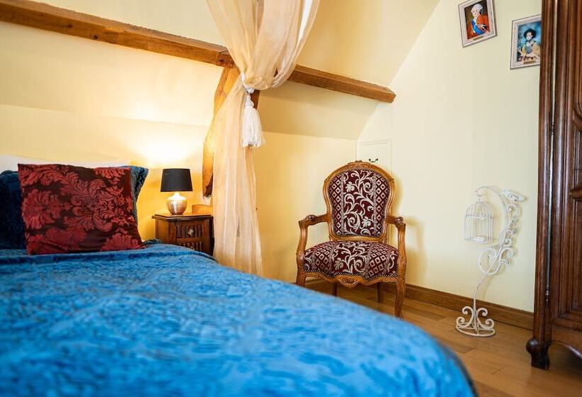 스위트, Domaine De La Tour