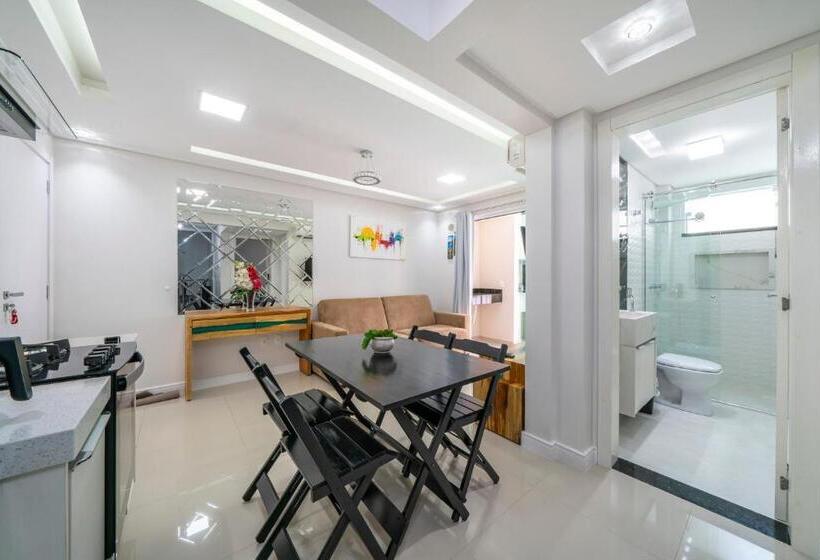 شقة غرفة واحدة مطلة على حمام السباحة, Bombinhas Summer Beach