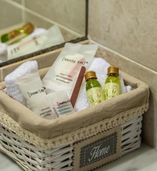 اتاق سوپریور با چشمانداز جانبی دریا, Aquarius