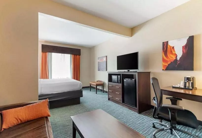 キングサイズベッドのスイートルーム, Best Western Plus Longhorn Inn & Suites