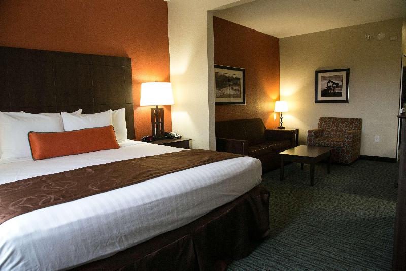 스위트 킹사이즈 침대, Best Western Plus Longhorn Inn & Suites