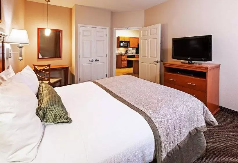 スタンダードスタジオ, Candlewood Suites Deer Park, An Ihg