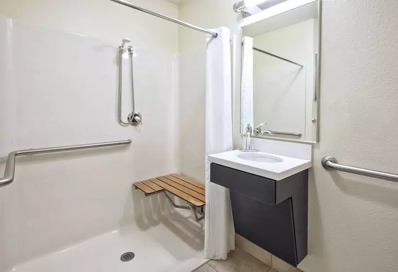 身障者適用スイートルーム, Candlewood Suites Indianapolis Airport, An Ihg