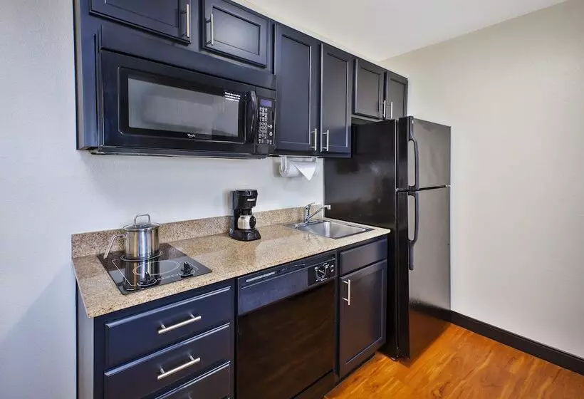 身障者適用スイートルーム, Candlewood Suites Indianapolis Airport, An Ihg
