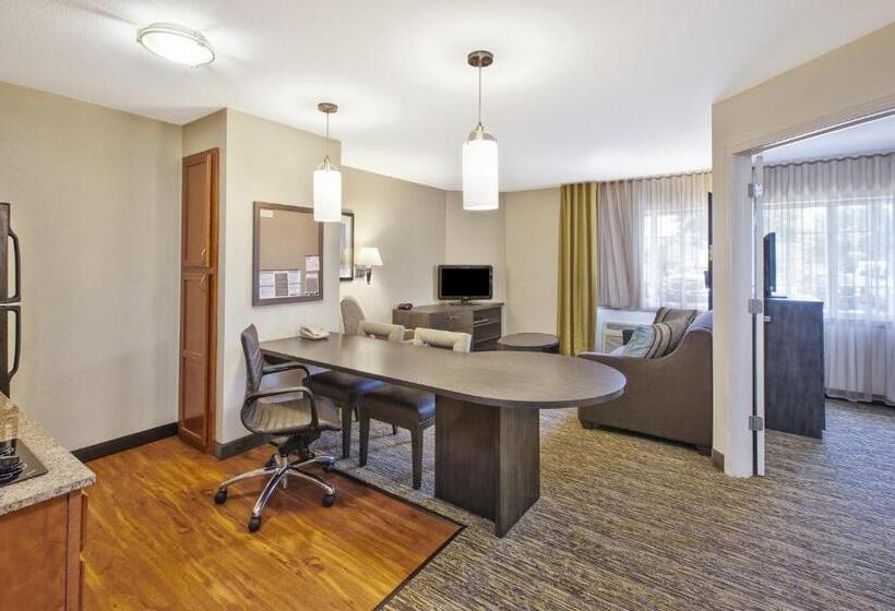 标准间, Candlewood Suites Indianapolis Airport, An Ihg