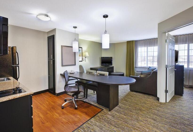 标准间, Candlewood Suites Indianapolis Airport, An Ihg