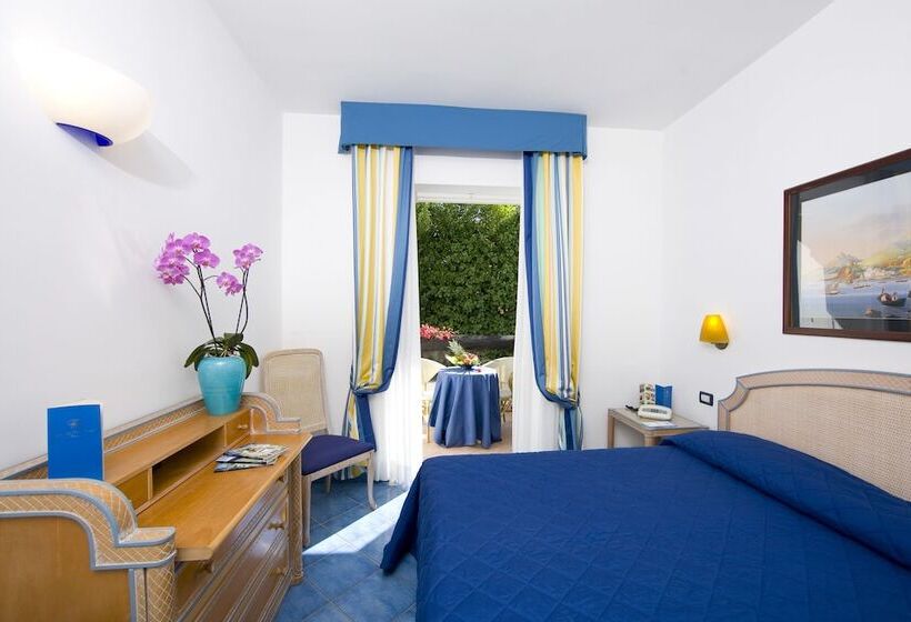 اتاق استاندارد سه نفره, Central Park Terme