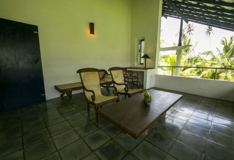 غرفة قياسية, Club Villa