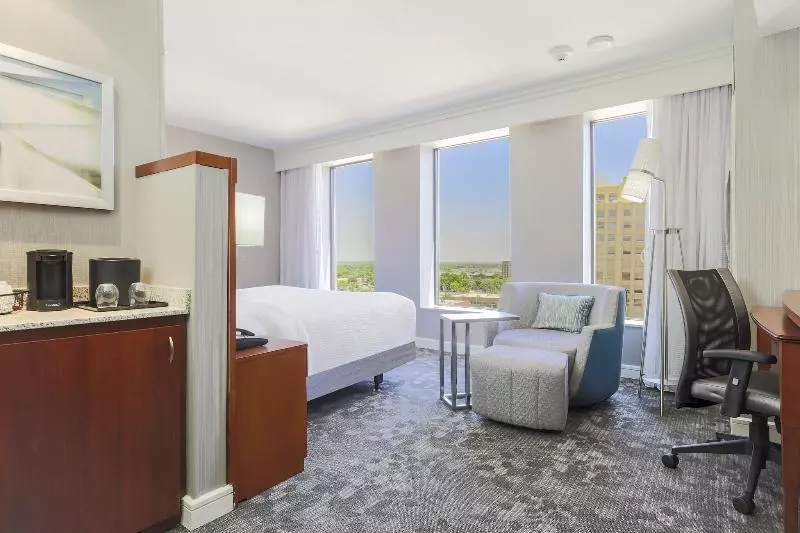 اتاق استاندارد با تخت بزرگ, Courtyard By Marriott Amarillo Downtown