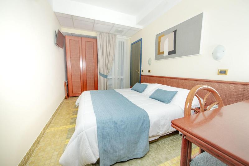 اتاق استاندارد, Courtyard Fort Worth University Drive