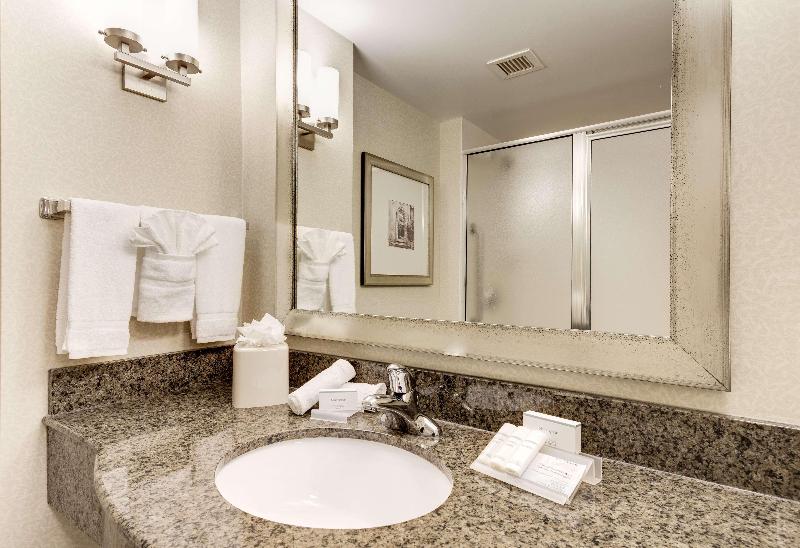 Номер Премиум, Hilton Garden Inn Waldorf