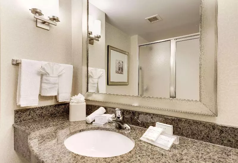 プレミアムルーム, Hilton Garden Inn Waldorf