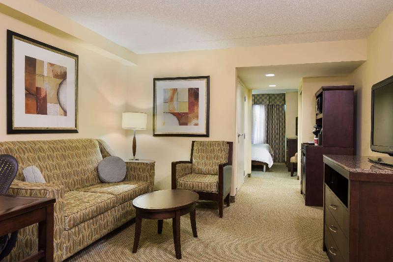 جناح سرير كينج, Hilton Garden Inn Waldorf