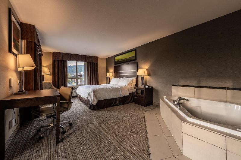 Люкс Вид на Горы, Holiday Inn Express Golden Kicking Horse, An Ihg
