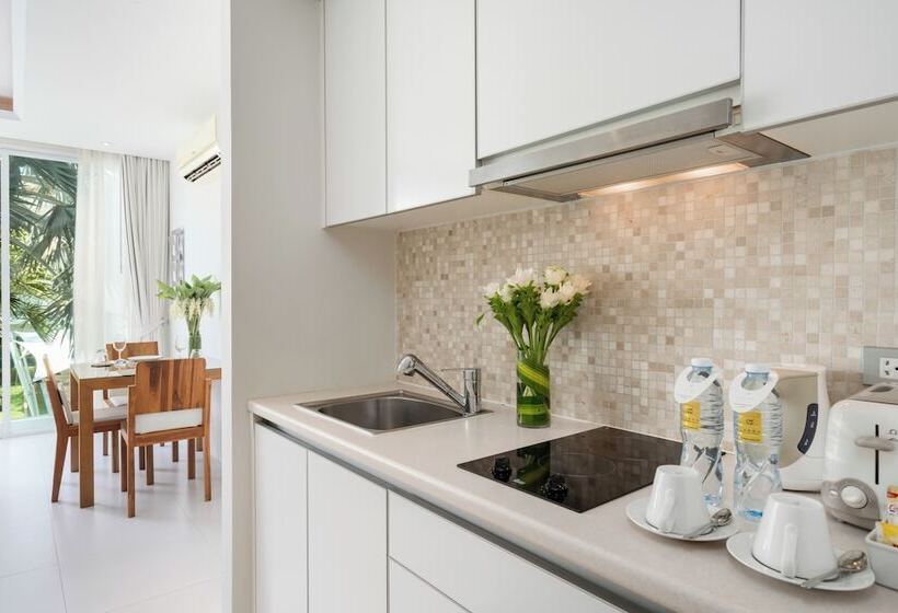 جناح, Chi Samui Resort