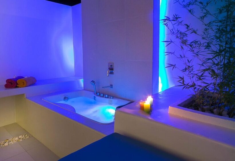 ویلای 1 خوابه, Pacific Cebu Resort  Powered By Cocotel