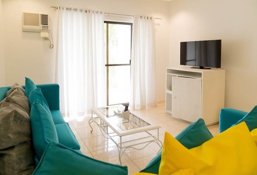 سوییت خانوادگی, Pacific Cebu Resort  Powered By Cocotel