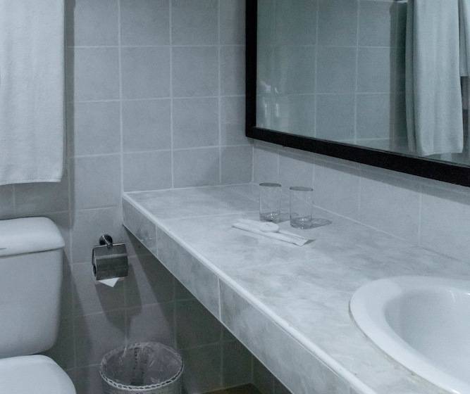 اتاق لوکس با چشمانداز باغ, Pacific Cebu Resort  Powered By Cocotel