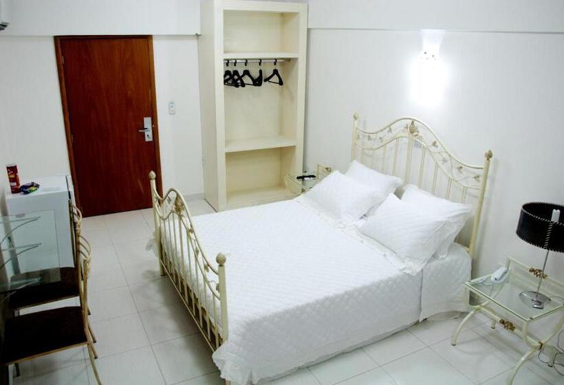 ハイドロマッサージバス付きスイート, Roari