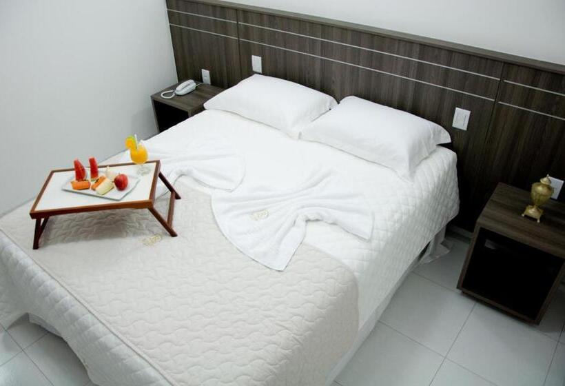 デラックスルーム, Roari