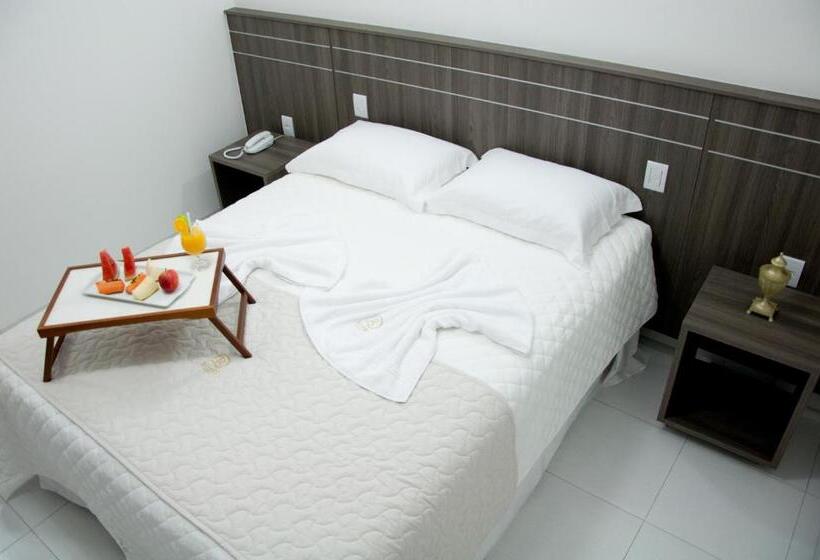 デラックスルーム, Roari