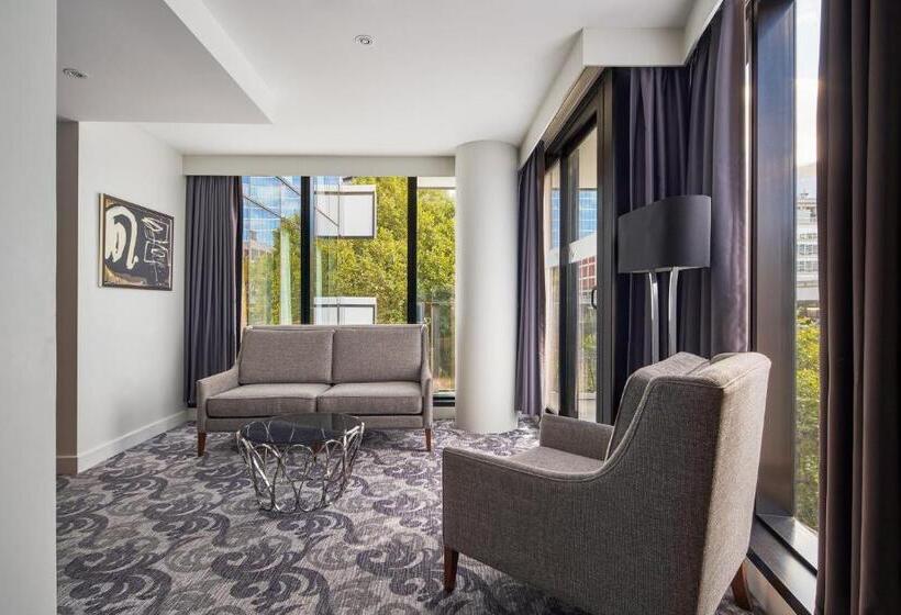 キングサイズベッドのスイートルーム, Sheraton Melbourne