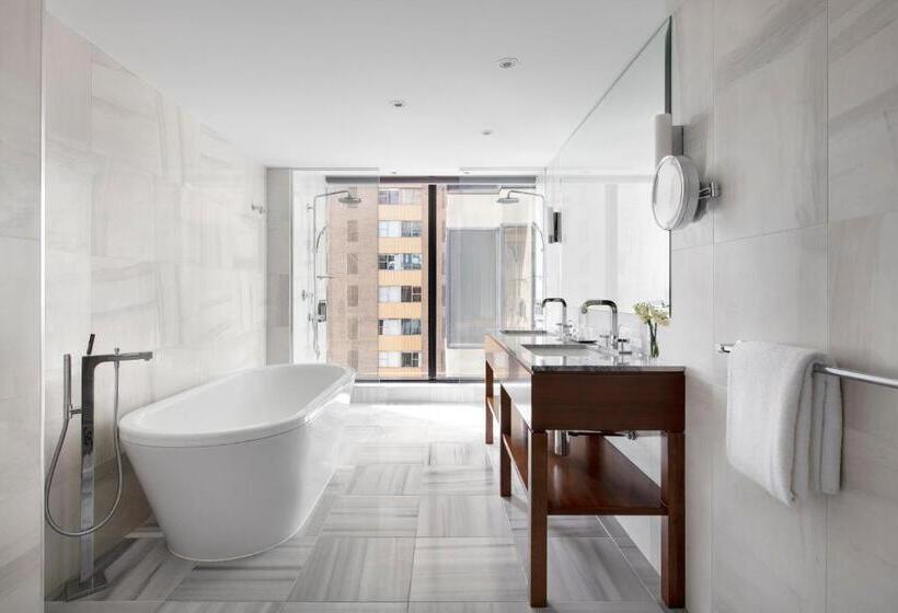 キングサイズベッドのスイートルーム, Sheraton Melbourne