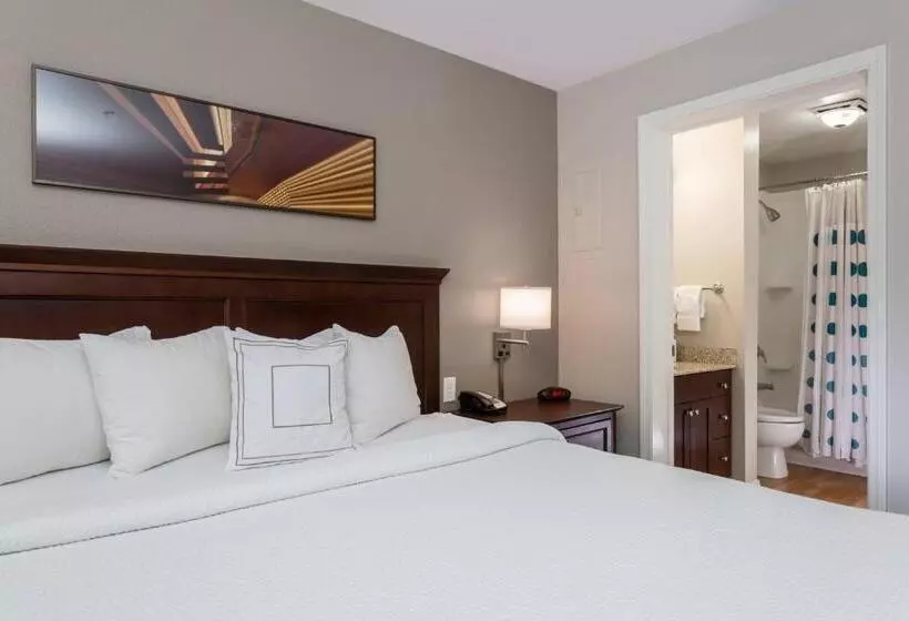 キングサイドベッドのスタンダードワンルーム, Towneplace Suites By Marriott Boise Downtown/university