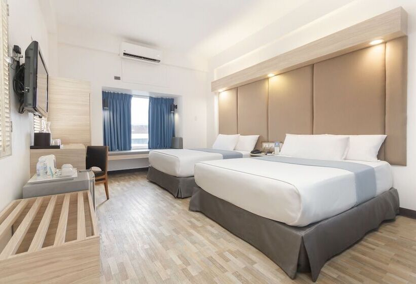 اتاق استاندارد با 2 تخت دوبل, Microtel By Wyndham Mall Of Asia