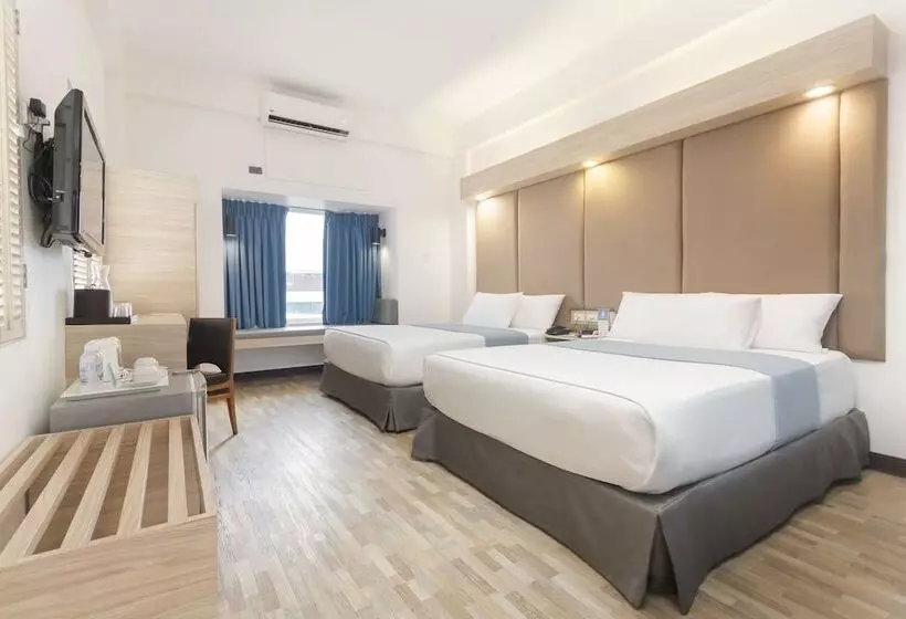 اتاق استاندارد با 2 تخت دوبل, Microtel By Wyndham Mall Of Asia