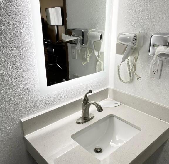 غرفة بيزنس, Super 8 By Wyndham Peoria