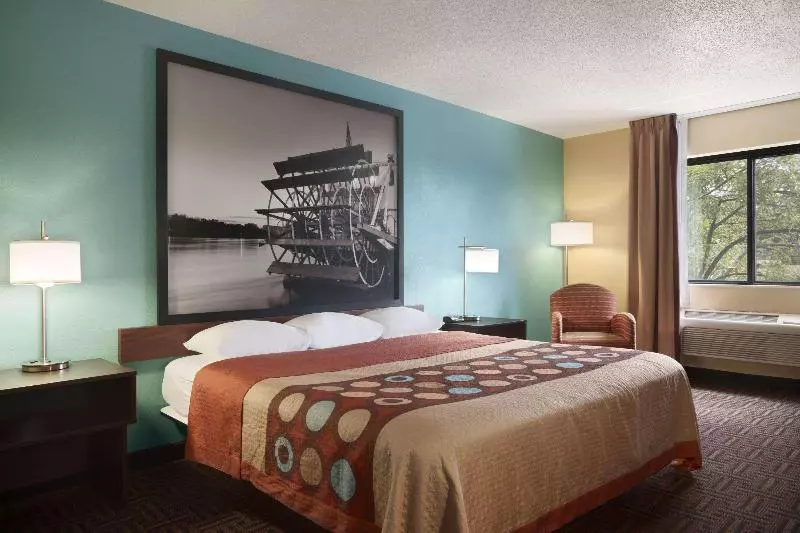 اتاق استاندارد با تخت بزرگ, Super 8 By Wyndham Peoria