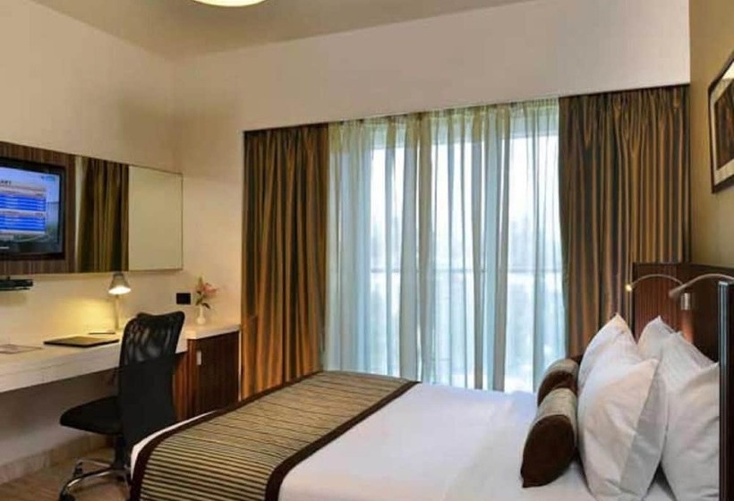 غرفة سوبيريور, Residency Sarovar Portico