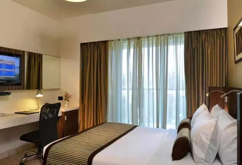 スーペリアールーム, Residency Sarovar Portico