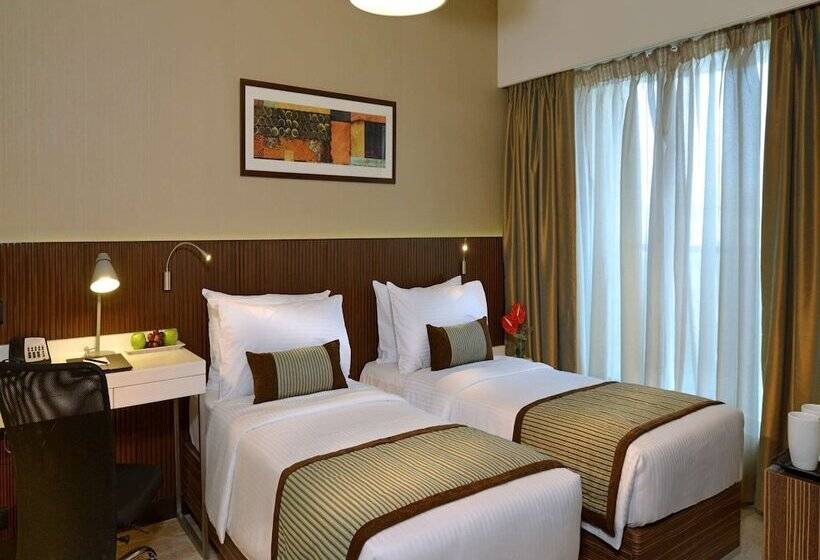 غرفة ديلوكس, Residency Sarovar Portico