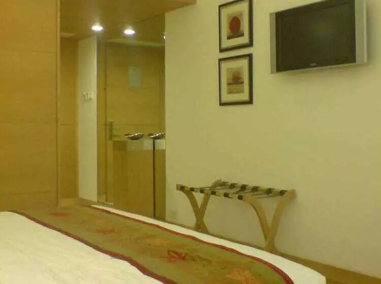 デラックスルーム, Residency Sarovar Portico