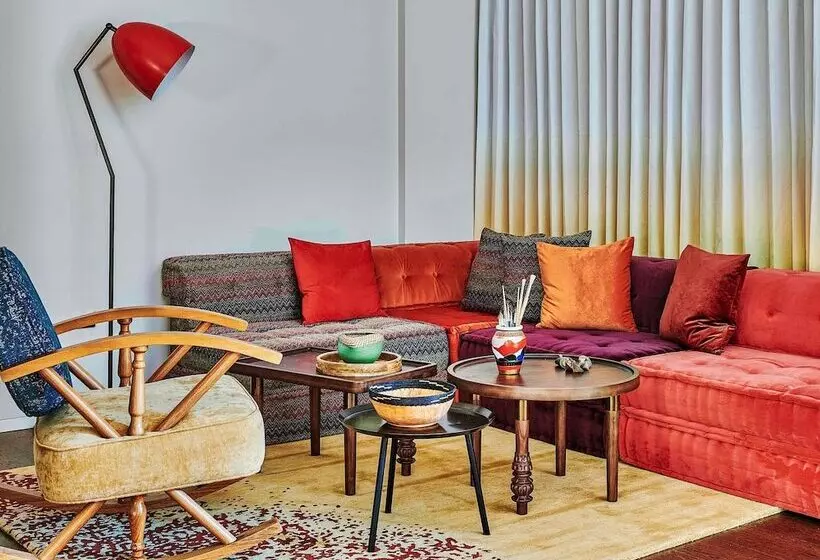 سوییت, 25hours Hotel Dubai One Central