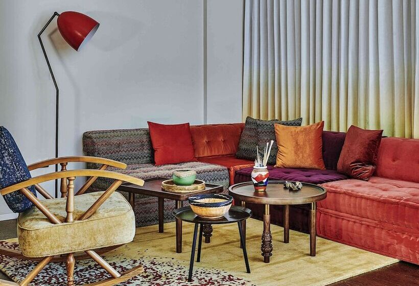 سوییت, 25hours Hotel Dubai One Central