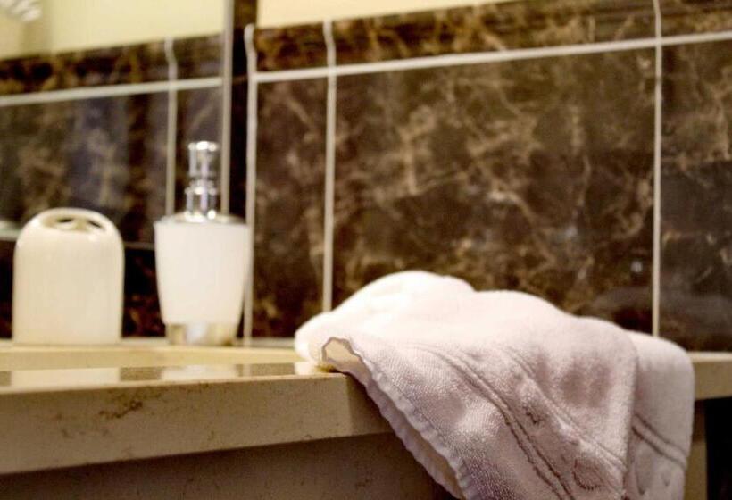 Quarto standard, Diamantino Town House